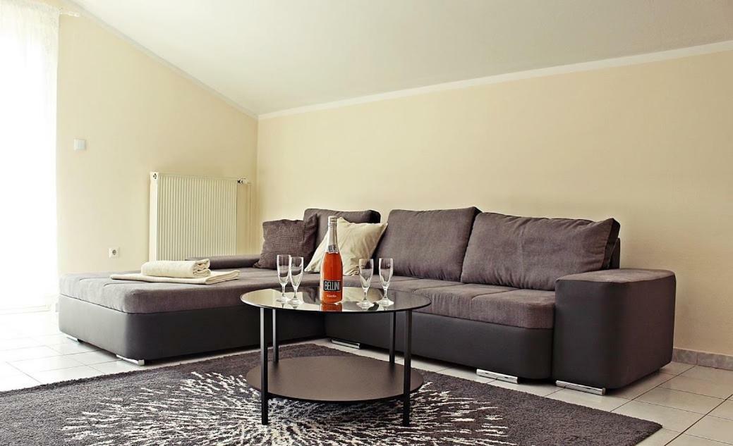 Apartment Antonio Zara Esterno foto